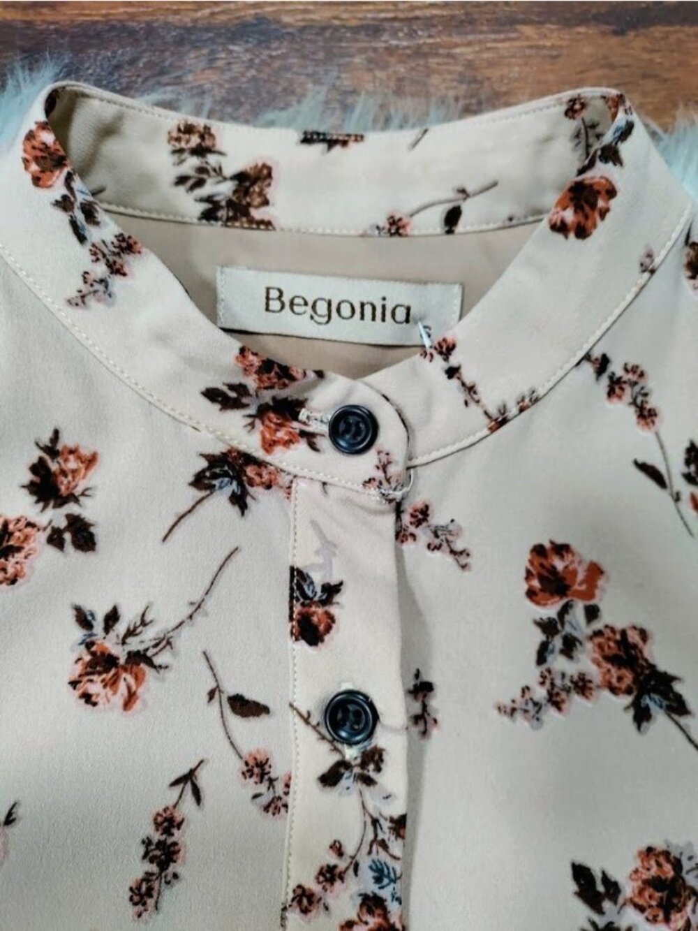 Begonia Puff Long Sleeve High Neck Floral Print Hi-Low Dress Beige Womens Small - Picture 11 of 16